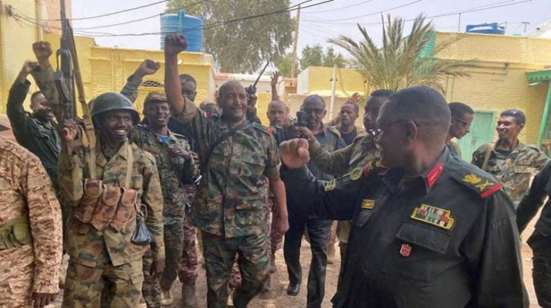 ناصر السيد النور يكتب: السودان حكومة الحرب والمنفى